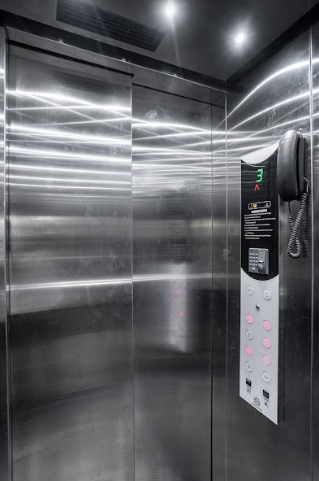 Safe Elevator