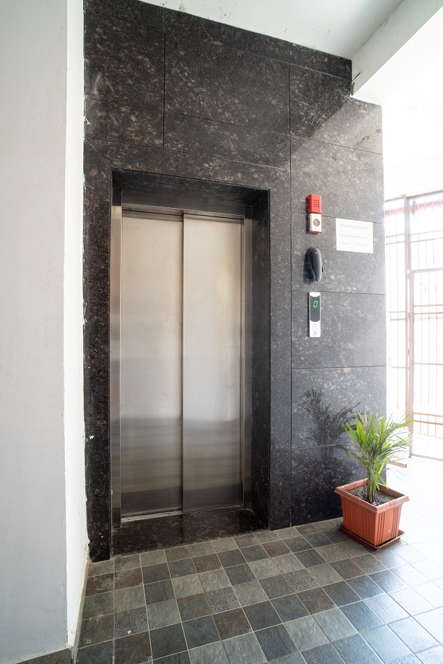 Safe Elevator